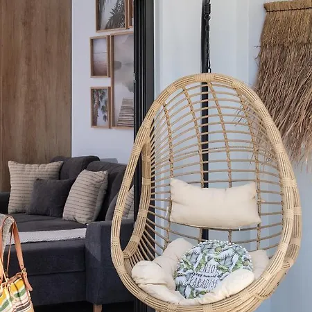 Konstantinos Seaside View Apartment Nikiana
